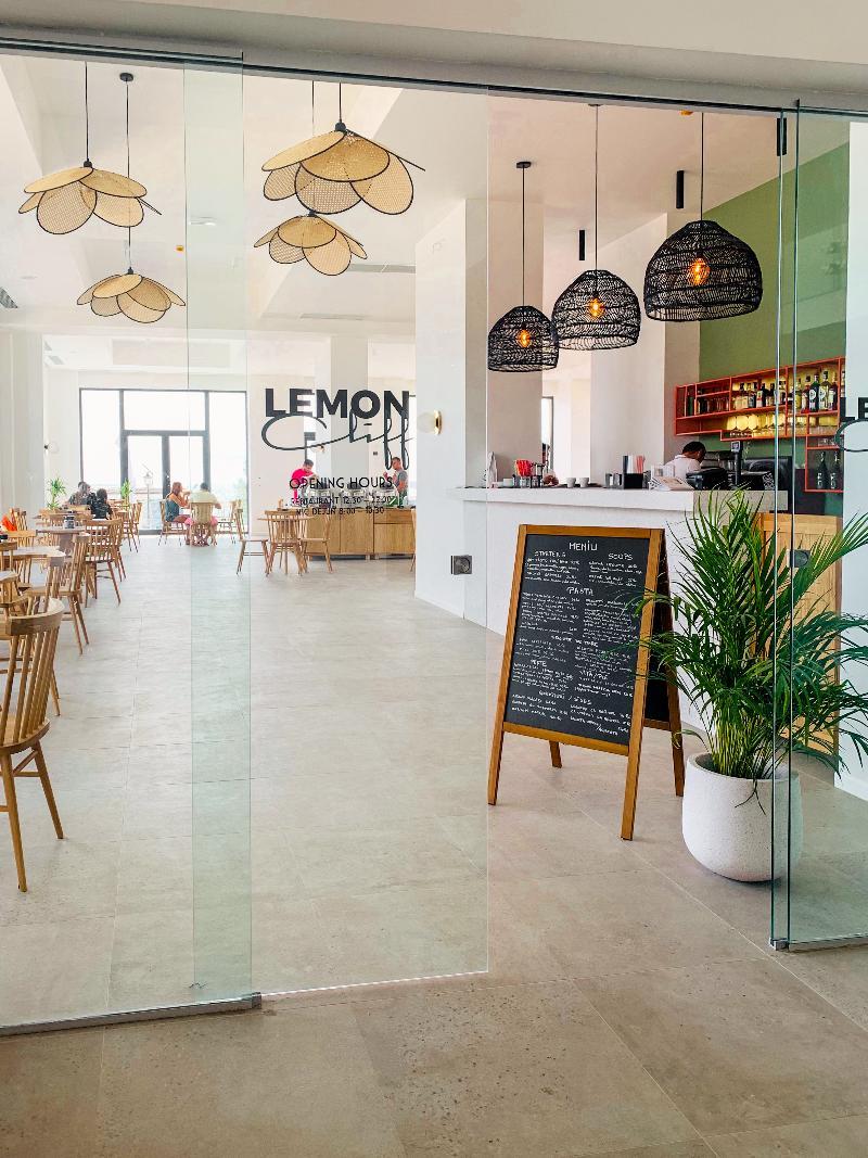 Lemon Cliff Luxury 3* Mamaia
