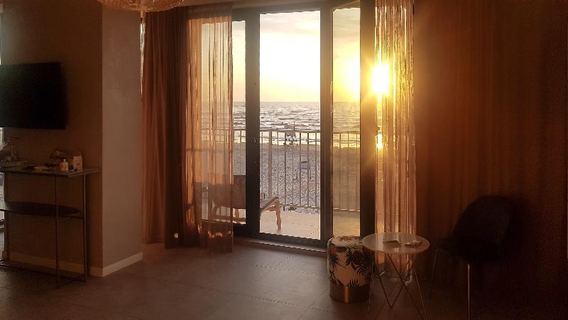 Lemon Cliff Luxury 3* Mamaia